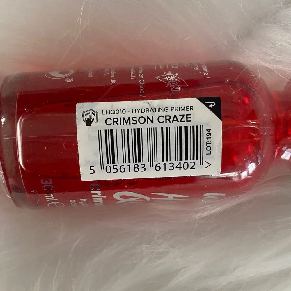 Lottie London Harley Quinn Hydrating Primer - Crimson Craze / new